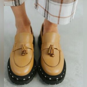 Free People Teagan Tassel Loafer in Caramel Cafe